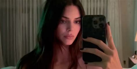 kendall jenner nude leak|Kendall Jenner Shares Steamy Topless Video and Poses in Lingerie